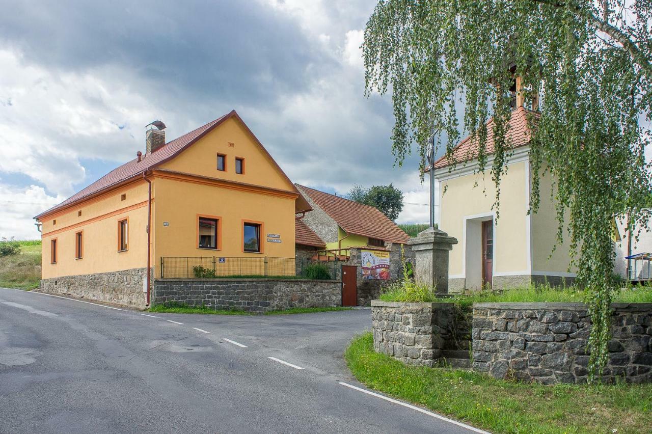 Apartmány U kapličky Kamyk nad Vltavou Esterno foto